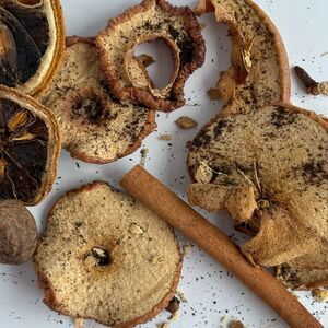 Harvest Hearth Simmer Potpourri Kit - Autumn Aromas for Intentions & Rituals